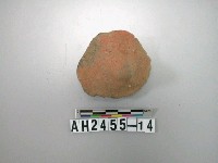 藏品(紅色夾砂陶蓋殘件)的圖片